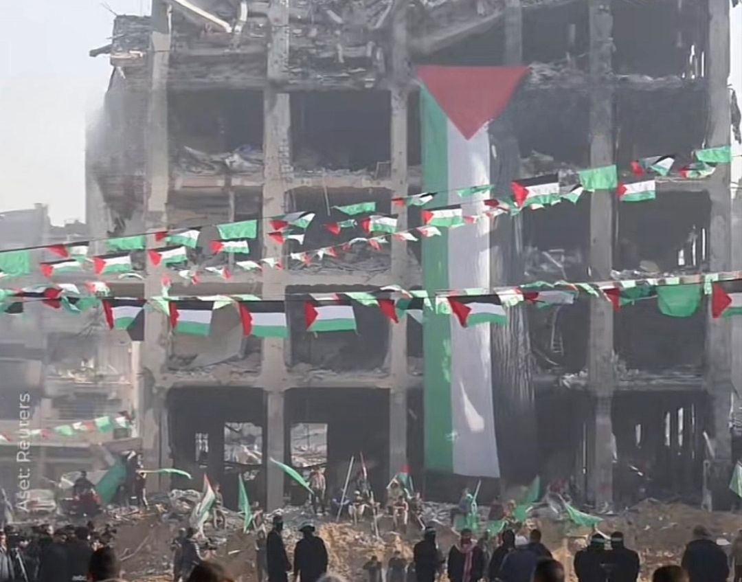 Ilustrasi situasi di Gaza menunjukkan serangan masih berlanjut