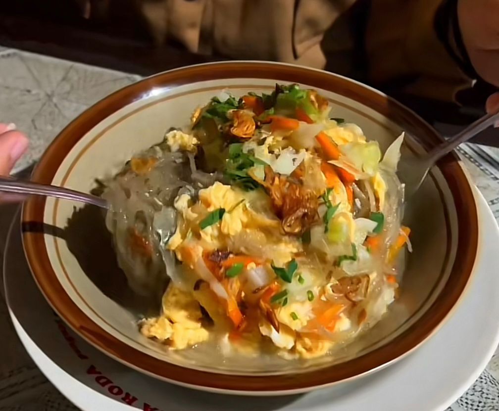 Ilustrasi bakmi letehek kuah (foto: tiktok, tentangjogja.ofc)