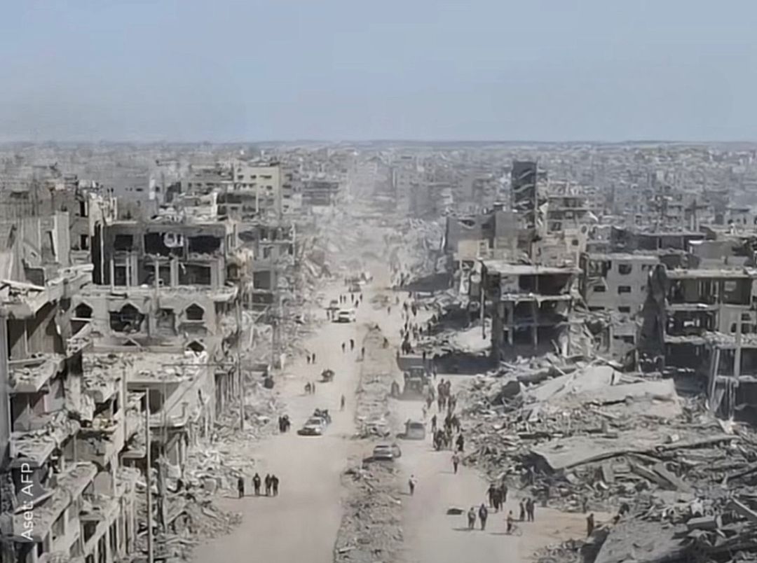 Ilustrasi warga Gaza yang mulai kembali ke rumah (foto: tiktok,