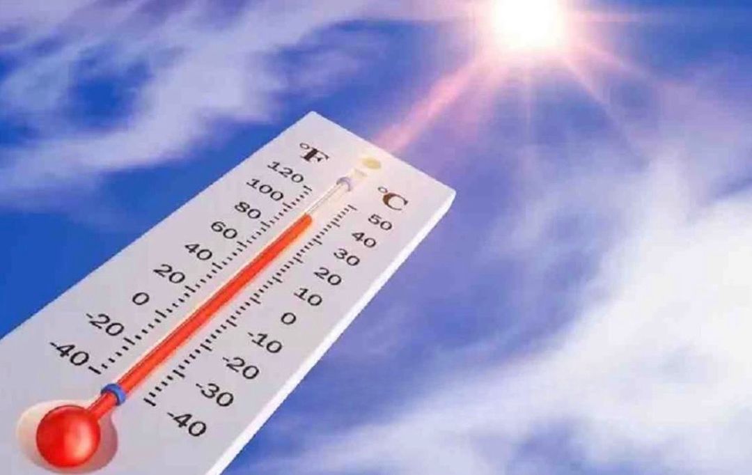 Ilustrasi cuaca panas suhu capai 37&deg;C (foto: instagram, pembasmikehaluan)