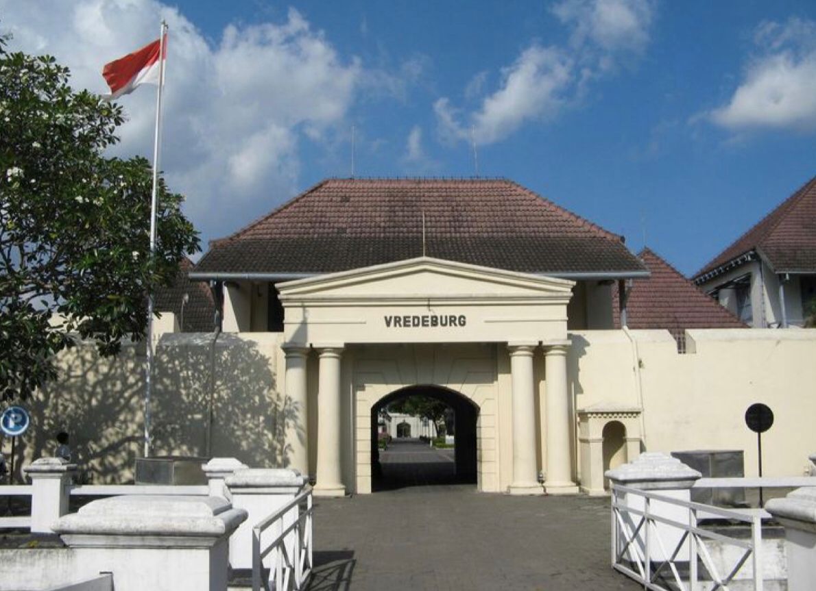 Sejarah Benteng vredeburg (pinterest)