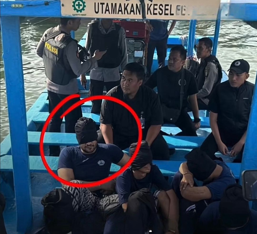 Ilustrasi Amar Zoni saat akan dipindahkan ke Nusakambagan.