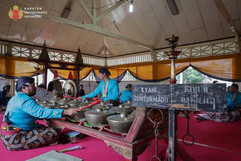 Gamelan Kyai Guntur Madu.