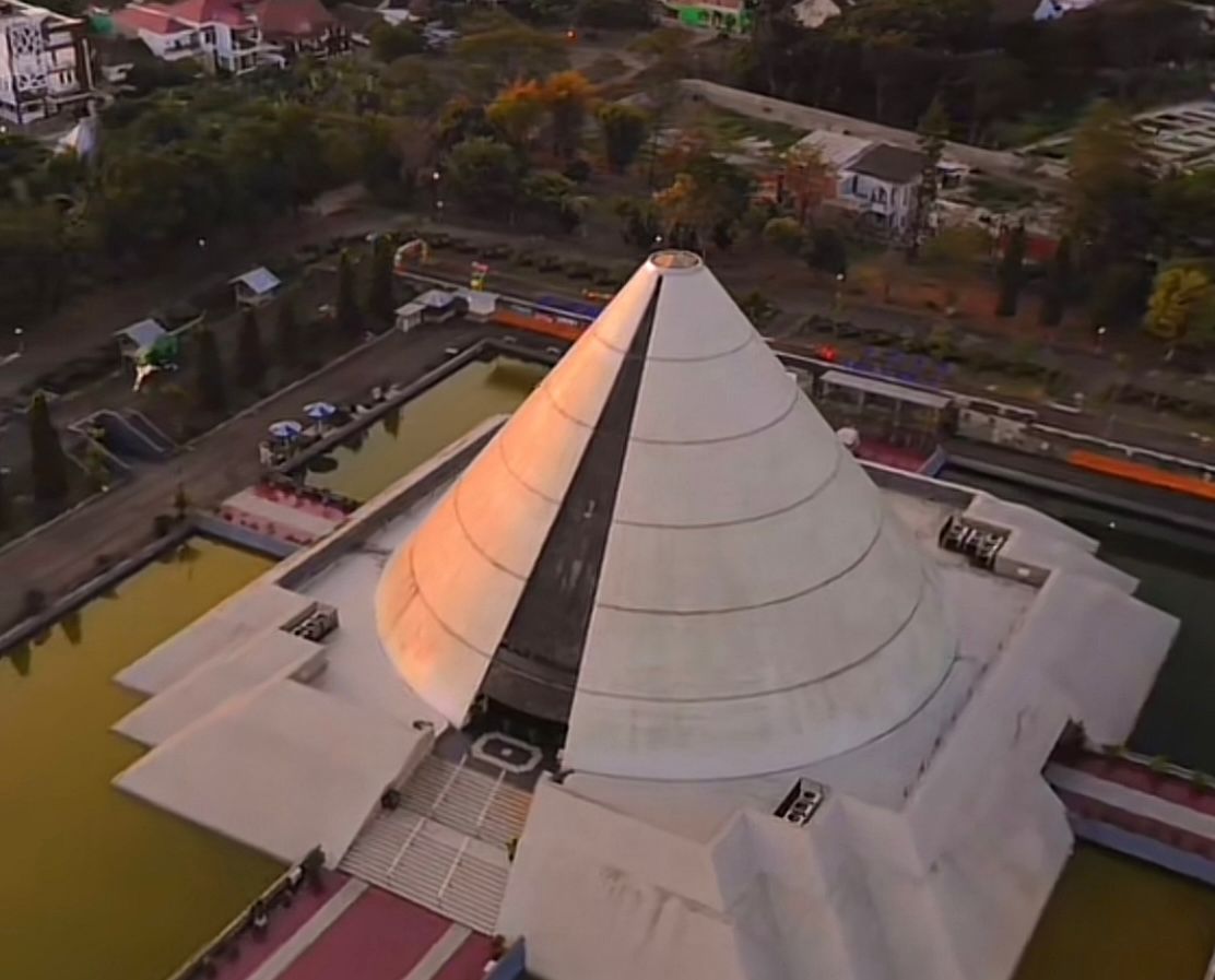 Ilustrasi Monumen Jogja Kembali (foto: pinterest)