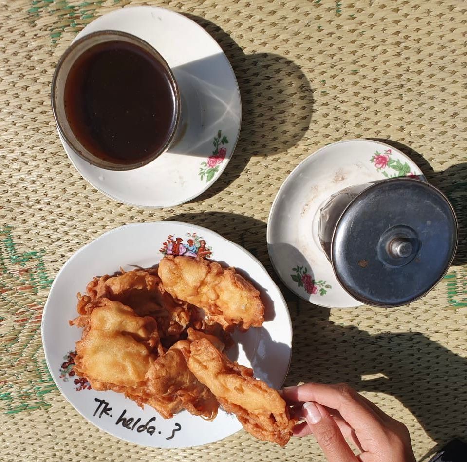 Ilustrasi pisang goreng Kopi Klotok Yogyakarta  (foto: pinterest)