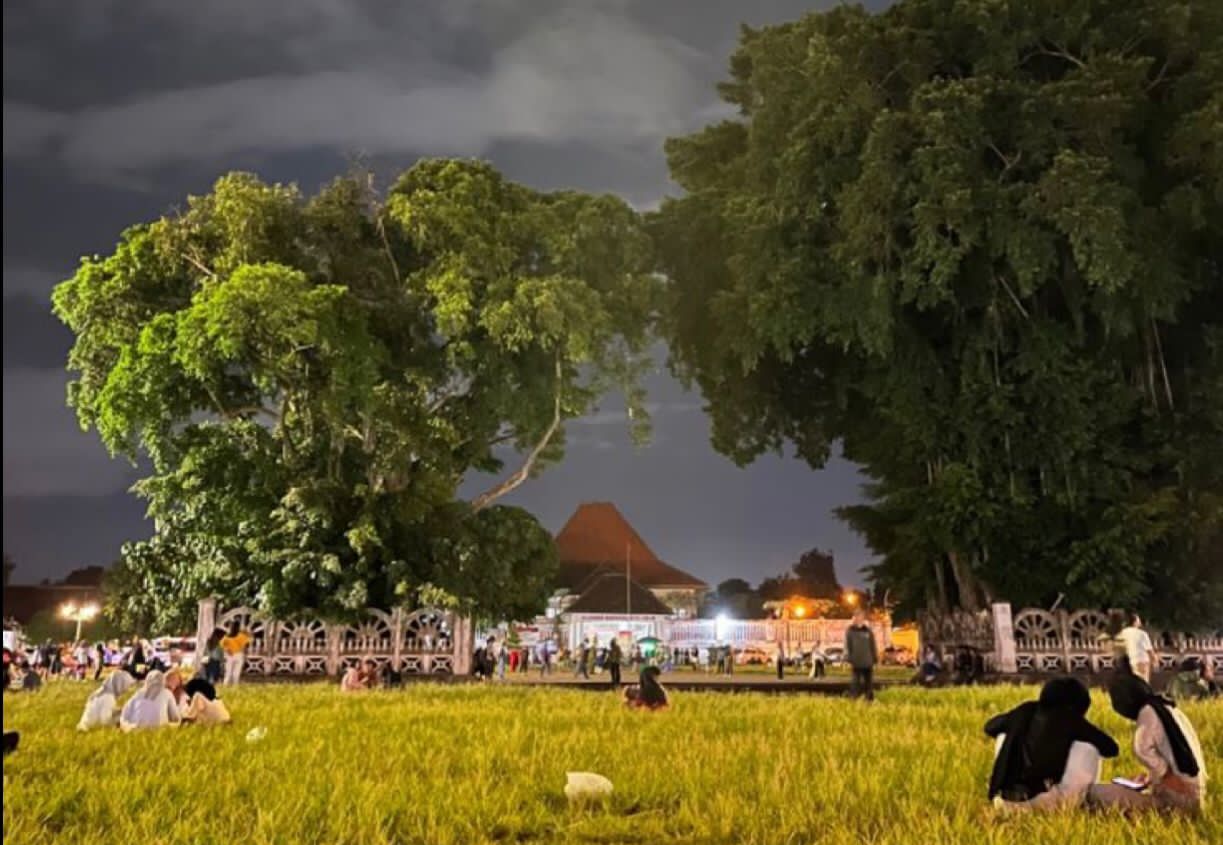 Makna di balik tradisi masangin di Yogyakarta (Pinterest)