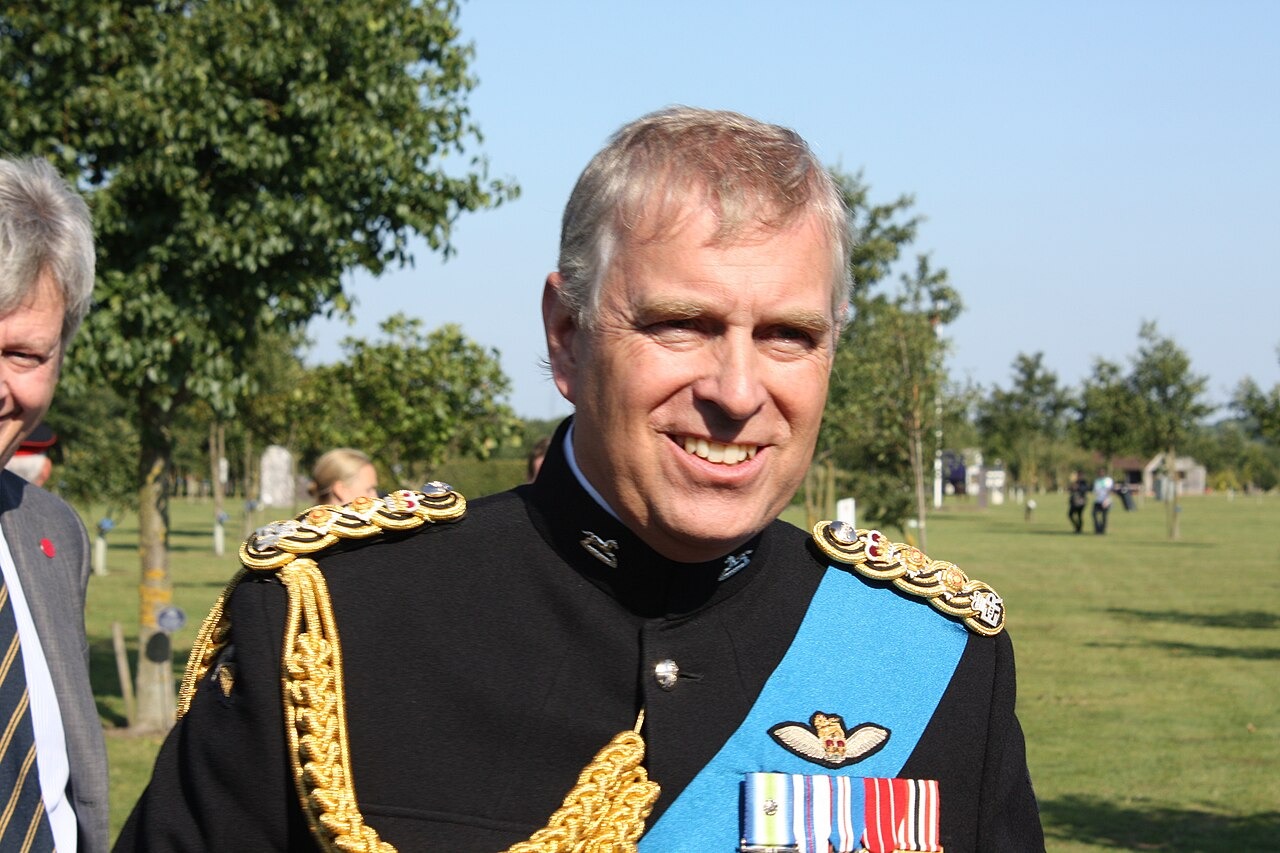 Potret Prince Andrew di National Memorial Arboretum, Alrewas (2011). (Wikimedia Commons/Public Domain)