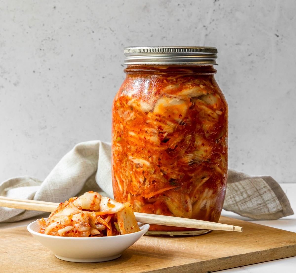 Ilustrasi makanan fermentasi kimchi (foto: pinterest)