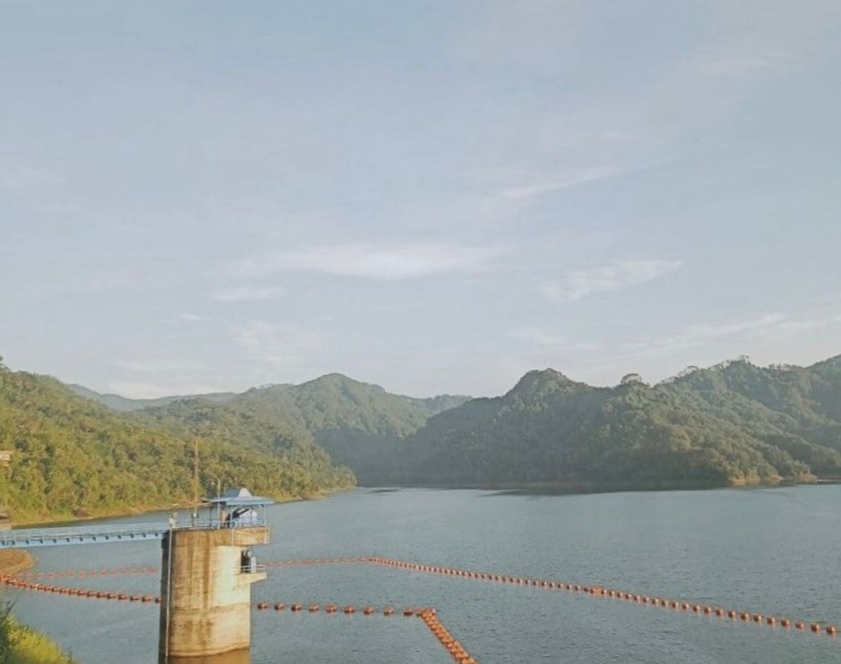 Ilustrasi wisata alam Waduk Sempor Kebumen, Jawa Tengah (foto, pinterest)