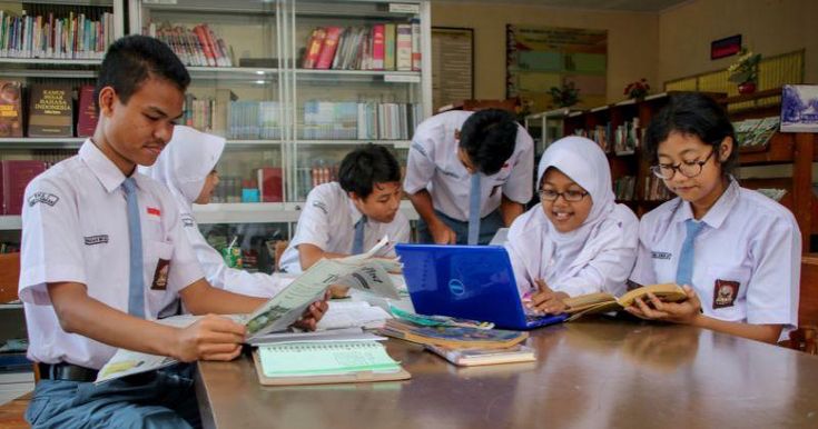Siswa SMK/SMA di Jateng bakal kembali masuk enam hari. (Sumber: Pinterest)