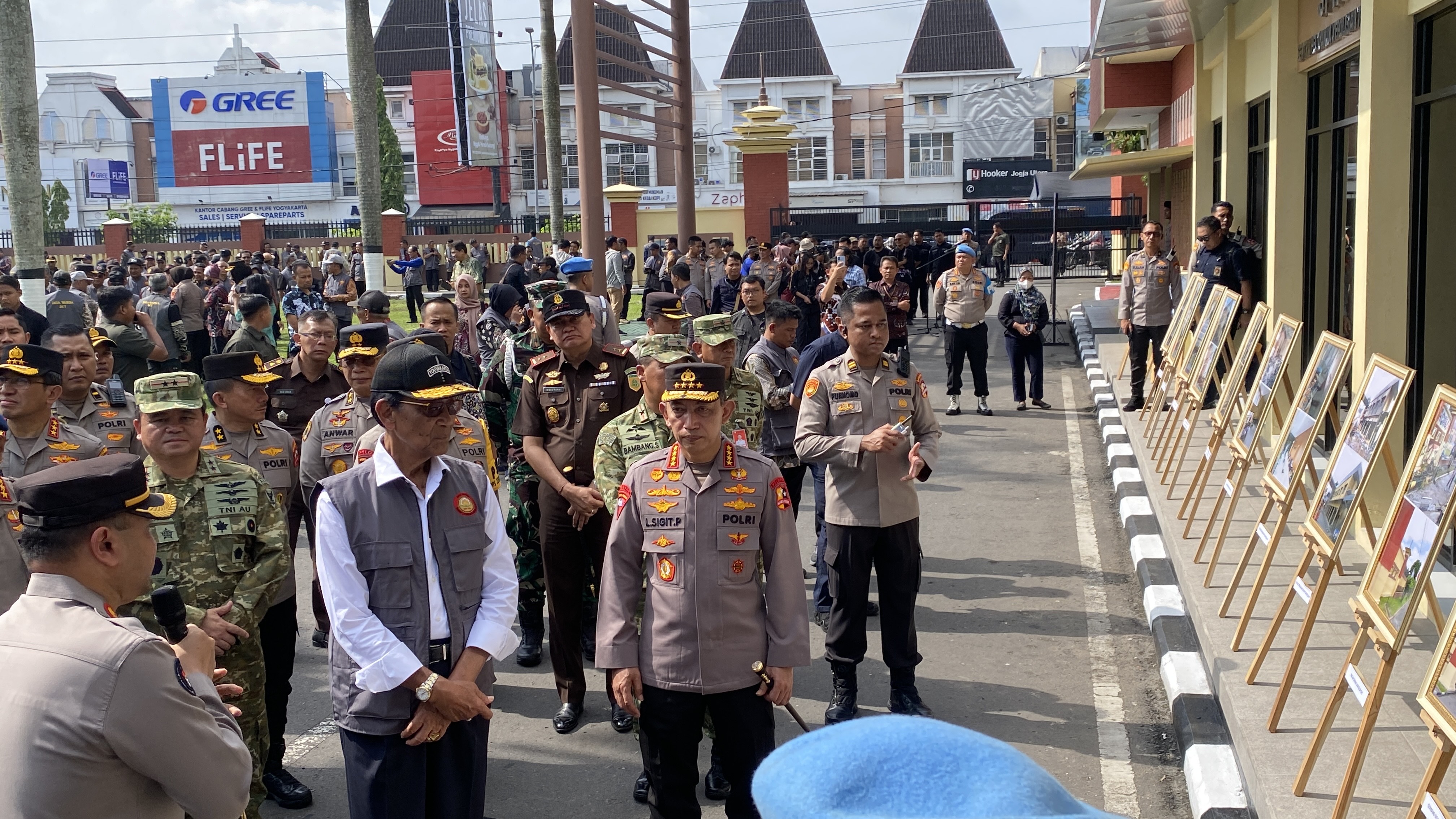 Gelar Apel &ldquo;Srawung Agung&rdquo; Perkuat Peran Jaga Warga dalam Menjaga Ketenteraman DIY