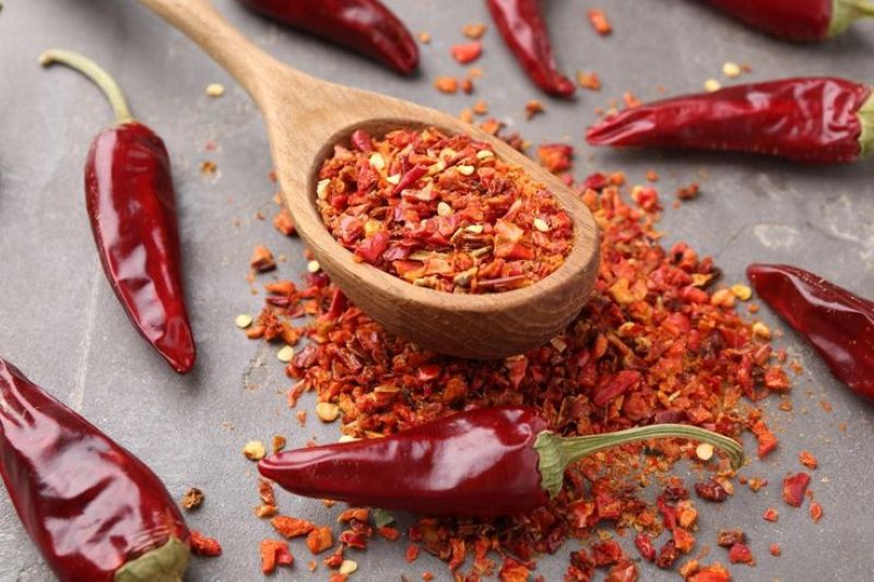 Cabai, bumbu berasa pedas.