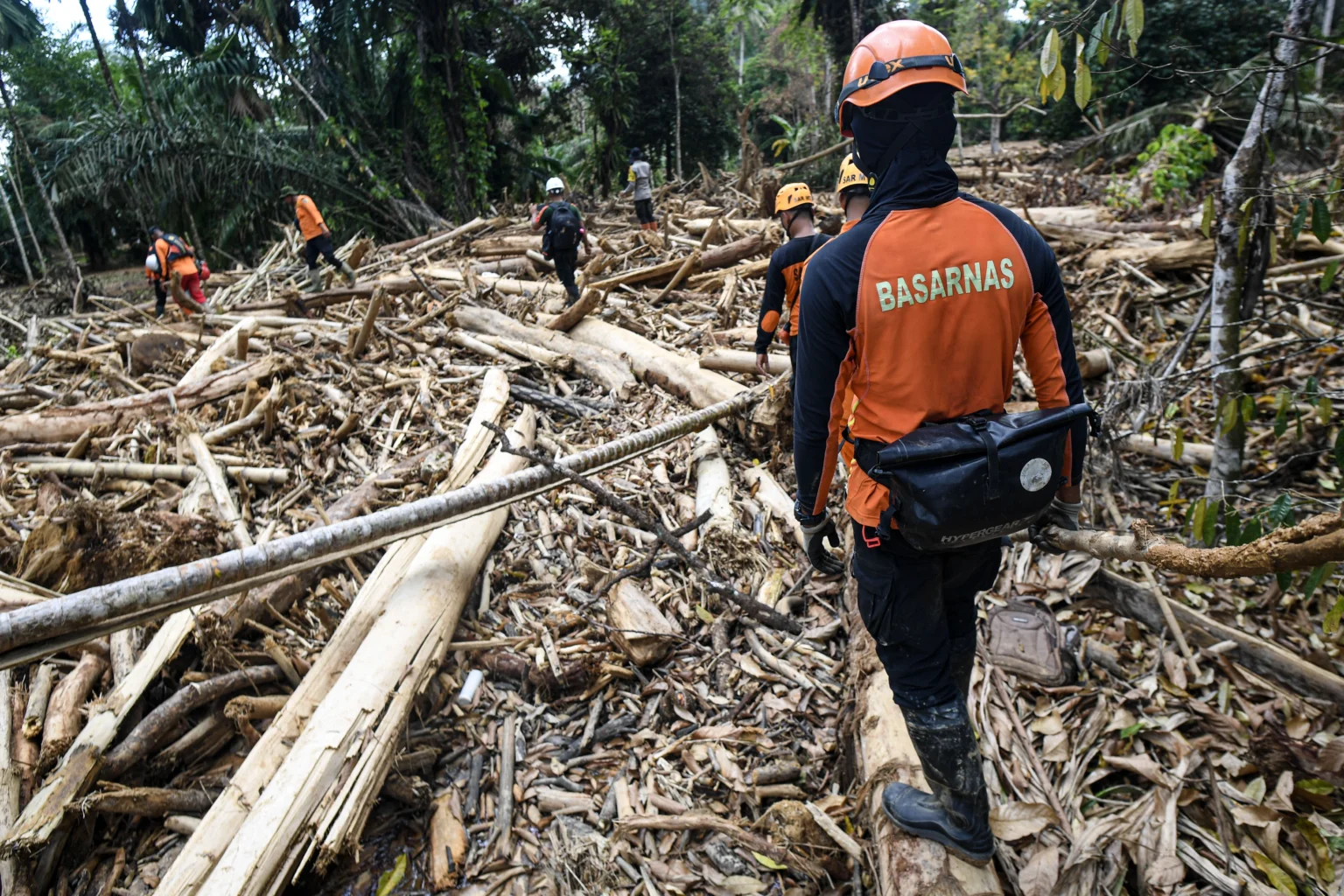 Ilustrasi bencana banjir di Sumatera.