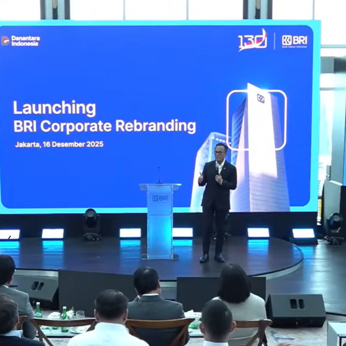 &ldquo;Suasana kegiatan peluncuran corporate rebranding PT Bank Rakyat Indonesia (Persero) Tbk yang digelar di Menara BRILiaN, Jakarta&rdquo; (Sumber resmi Bank BRI )