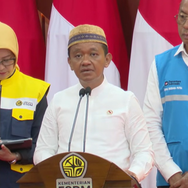 &ldquo;Menteri (ESDM) Bahlil Lahadalia menyampaikan keterangan pers terkait kesiapan pasokan BBM, LPG, dan kelistrikan nasional menjelang libur Natal 2025 dan Tahun Baru 2026.&rdquo; Sumber: Kementerian ESDM