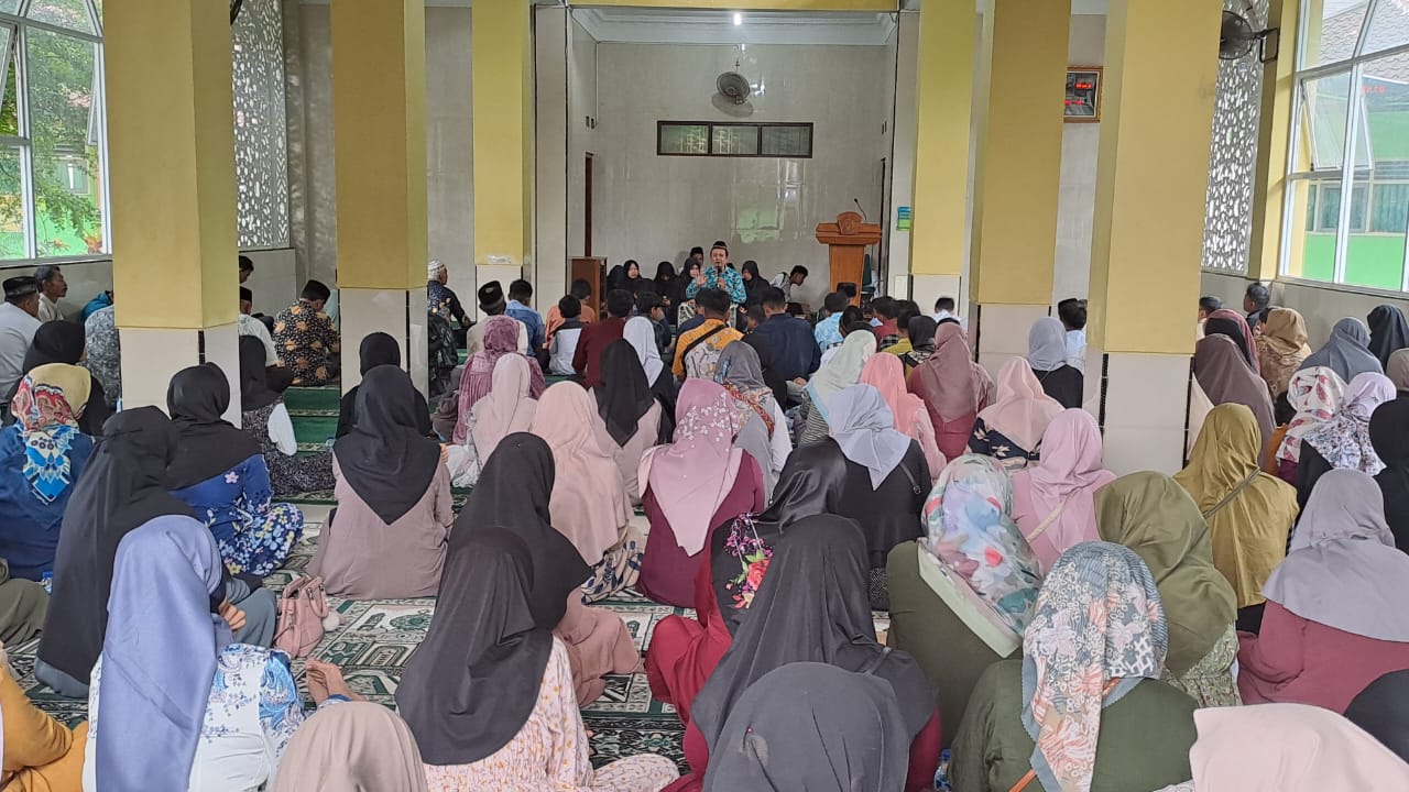 Pengajian Isra Miraj di SMPN 2 Kalasan