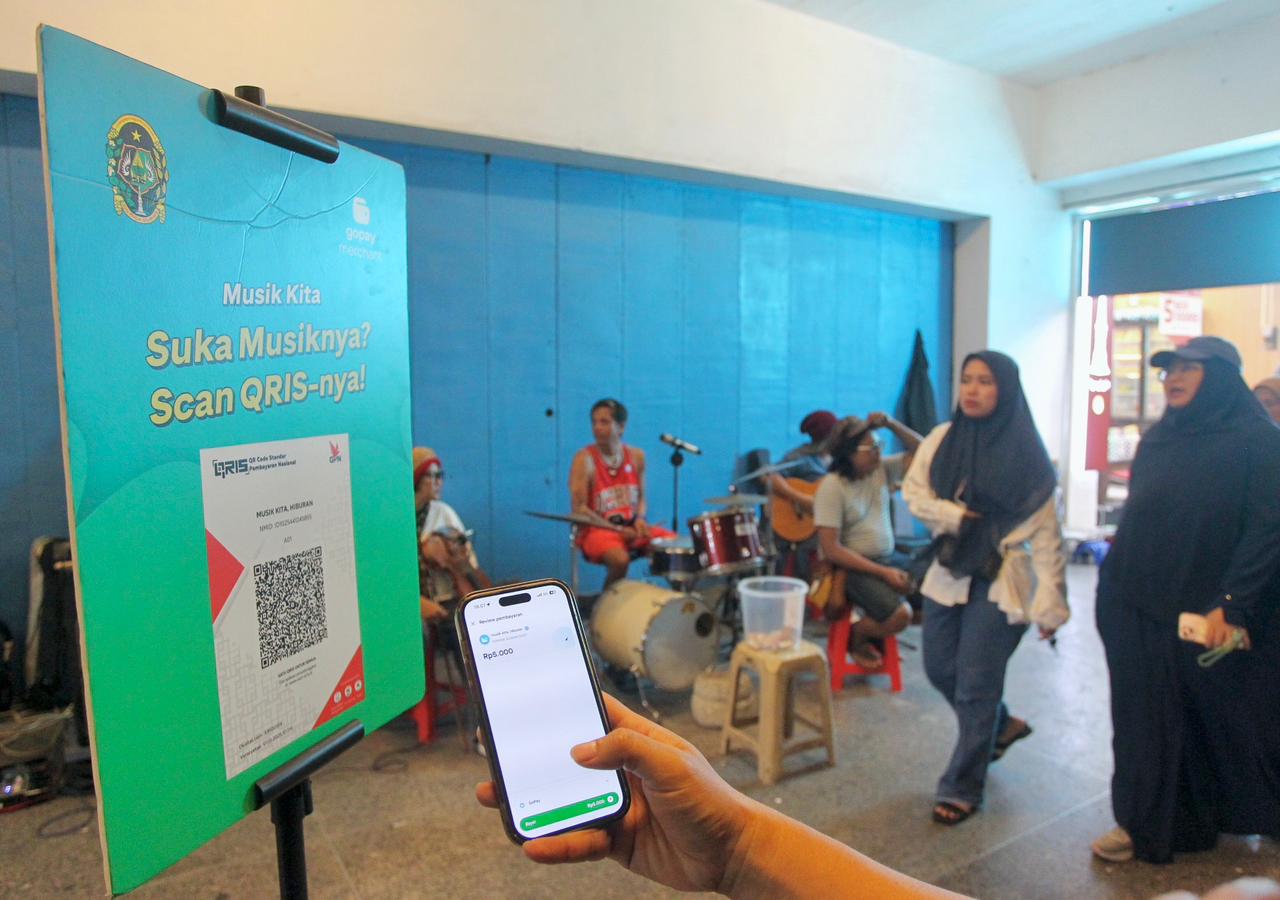 Pemerintah Kota Yogyakarta dan GoPay Dukung Musisi Jalanan Malioboro Go Digital
