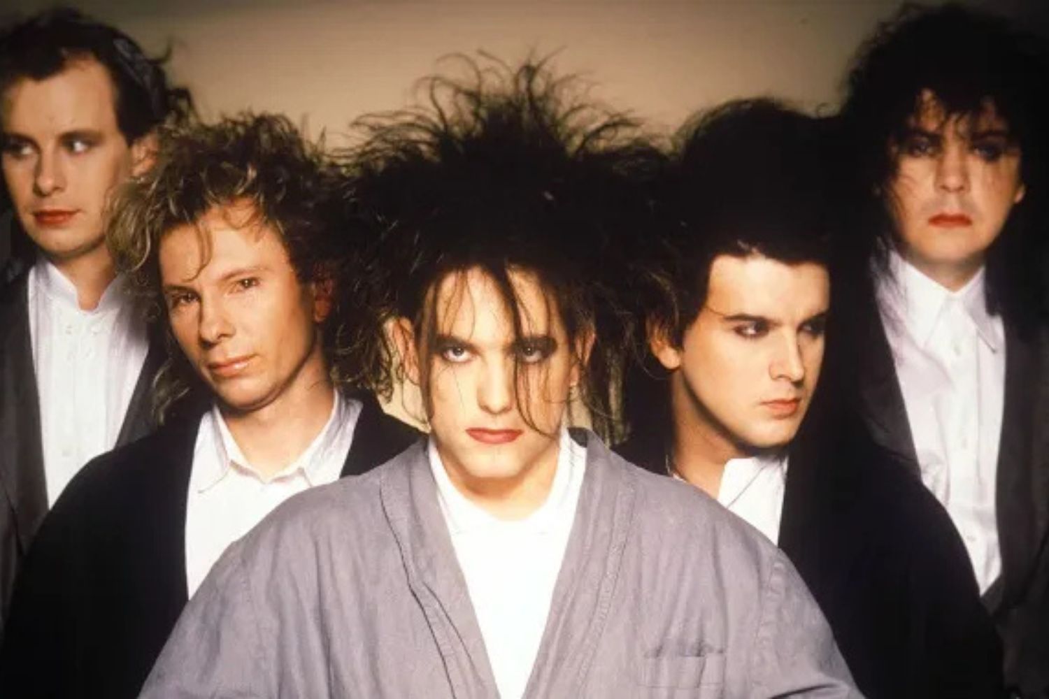 The Cure - Sumber: Website Popaktif ID