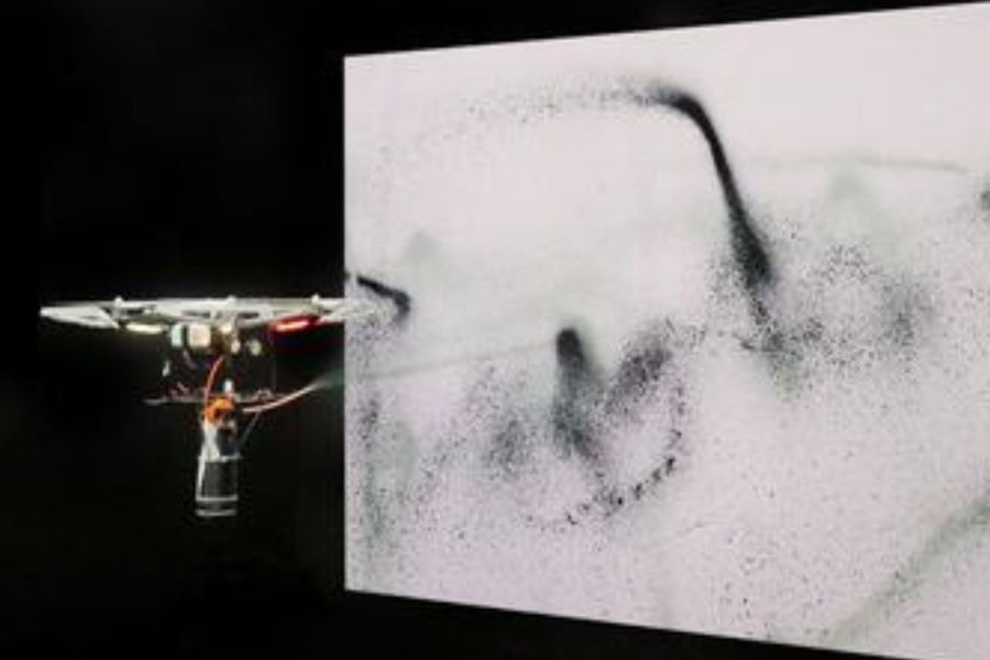 Karya Graffiti Drone dari KATSU - Sumber: Wikipedia