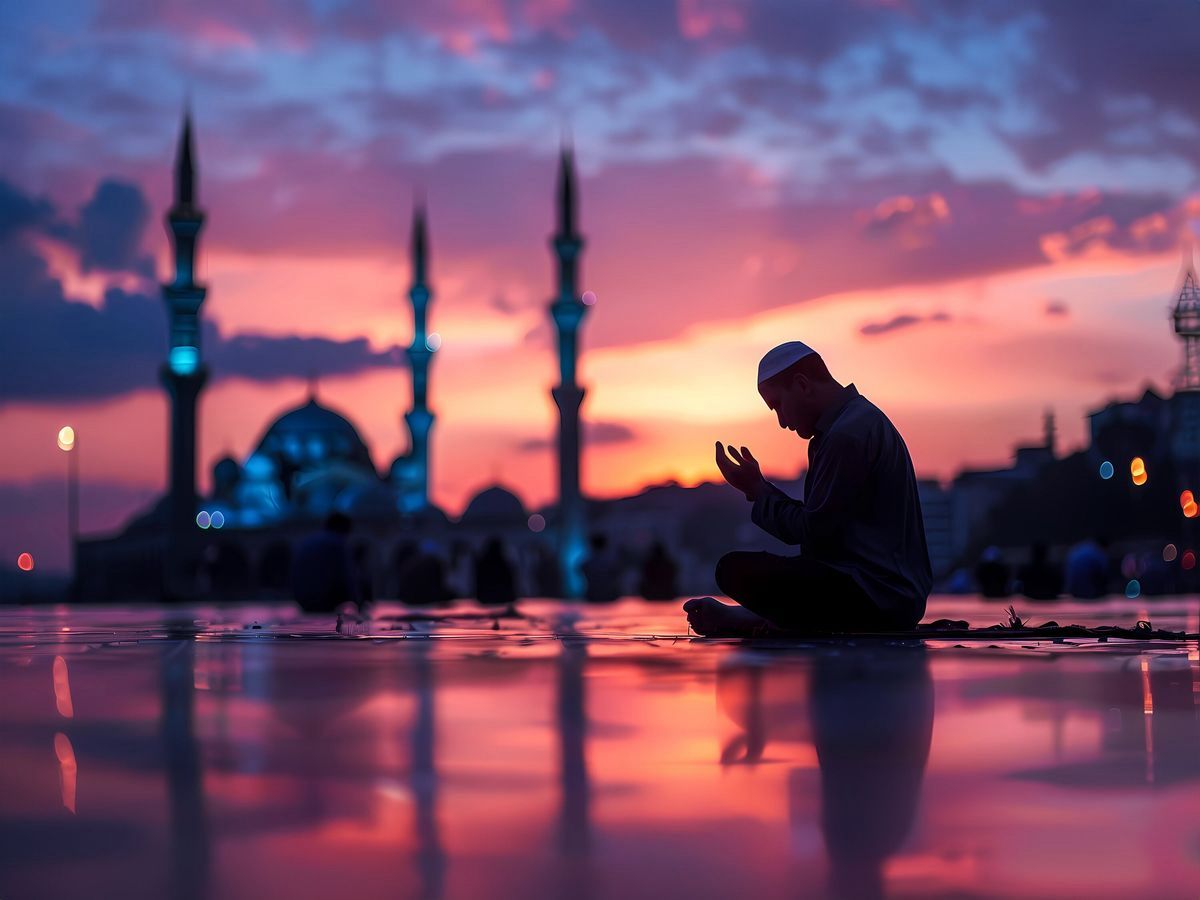 Ilustrasi menjelang Ramadan 1447 H, banyak orang mulai lebih sensitif secara emosional. (Pinterest)