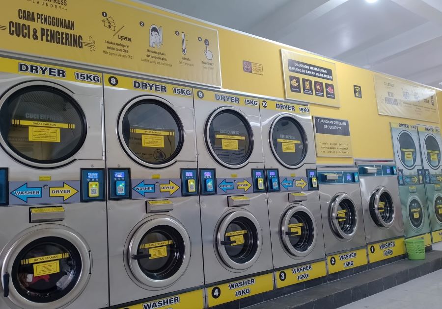 usaha laundry self-service, nyuci baju lebih cepat kering (facebook/Mamanya Aria)