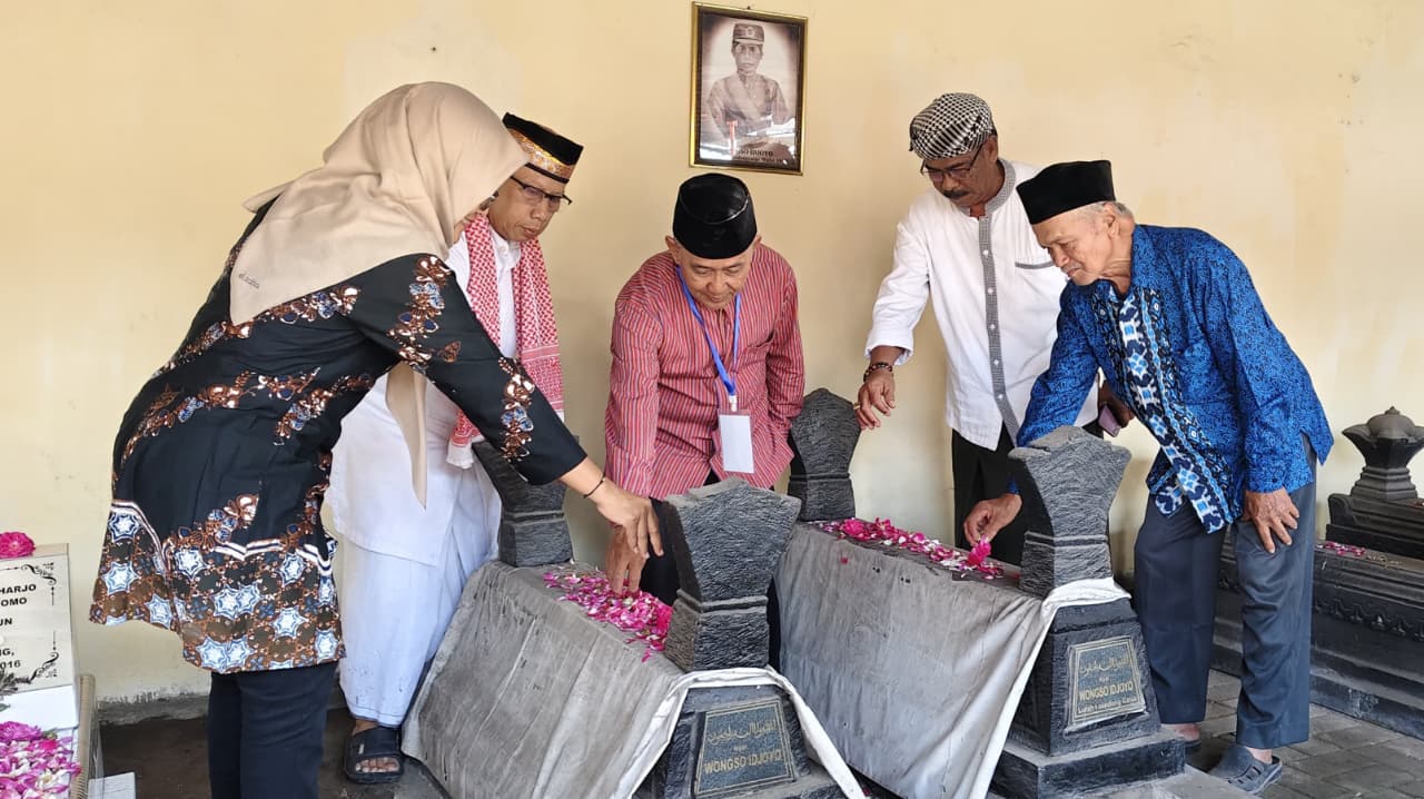 Nyadran menjelang Ramadan digelar khidmat di Makam Wongso Idjoyo, Padukuhan Manukan, Condongcatur, Minggu (8/2).