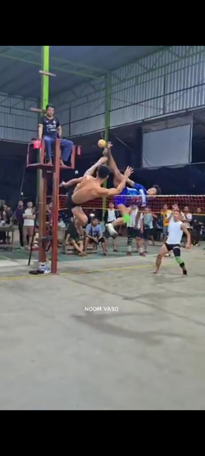 Video aksi akrobatik Sepak Takraw kembali viral di platform X (Twitter) setelah diunggah akun @ecommurz.
