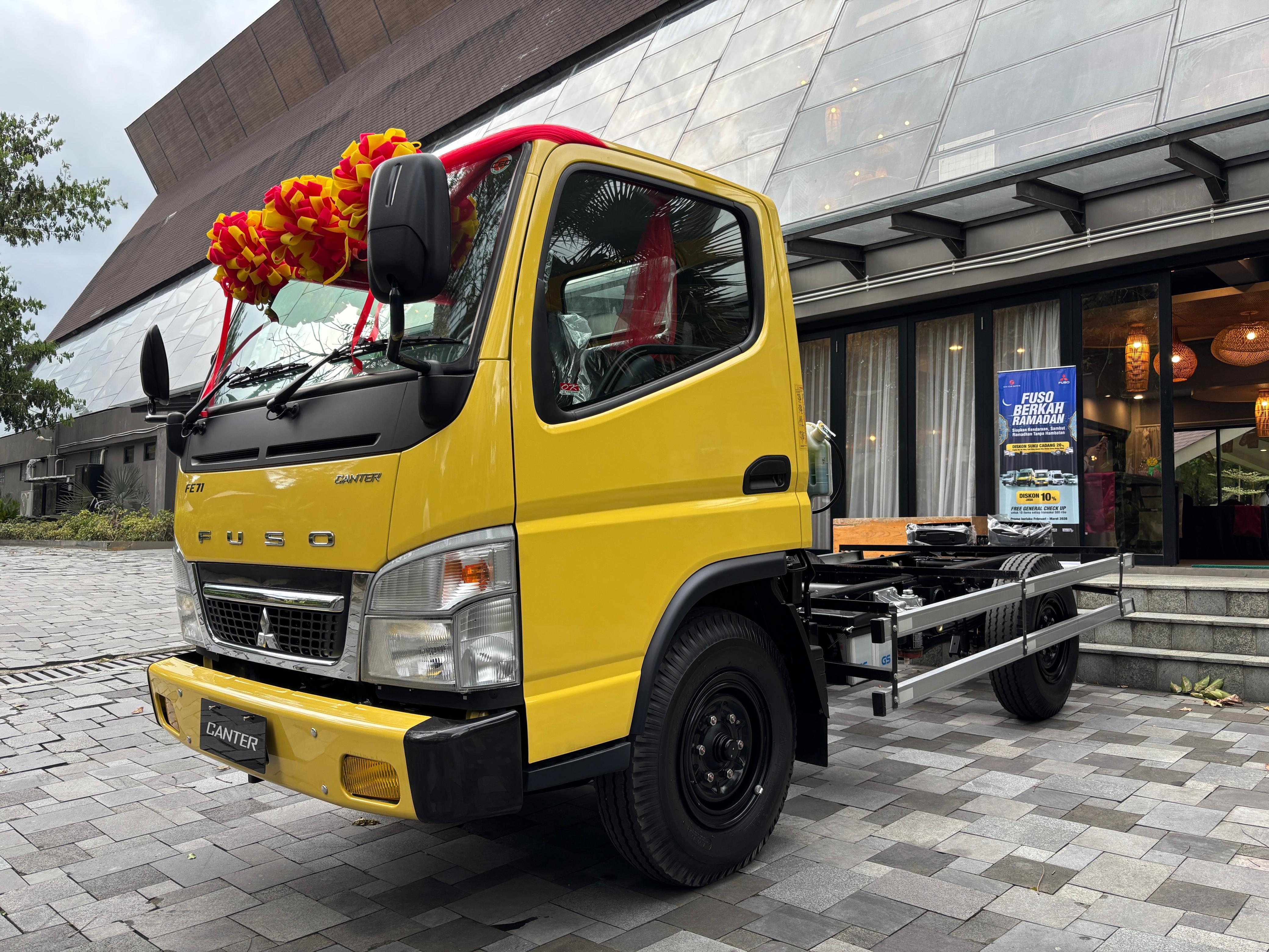 Masyarakat yang memiliki kendaraan Mitsubishi Fuso dapat memanfaatkan program perawatan khusus dari Sun Star Motor Sleman.