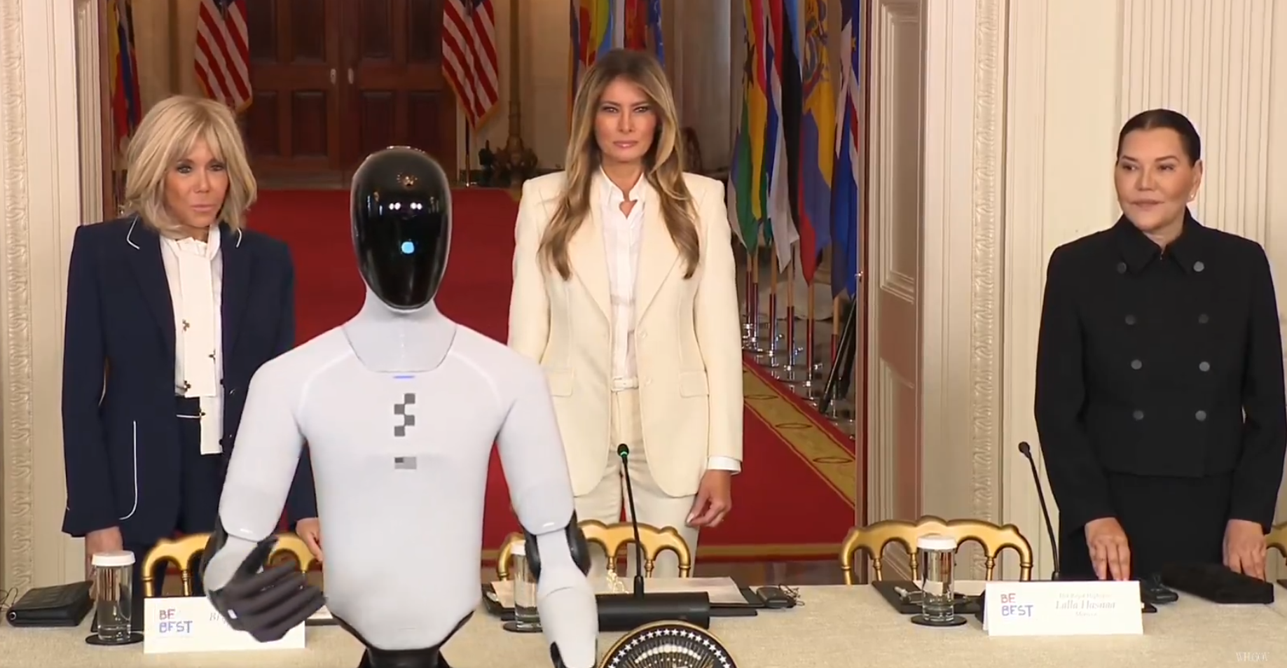 Robot humanoid Figure 03 buatan perusahaan Figure AI menjadi tamu istimewa yang mendampingi First Lady Melania Trump dalam acara Fostering the Future Together Global Coalition Summit pada 25/3/2026.