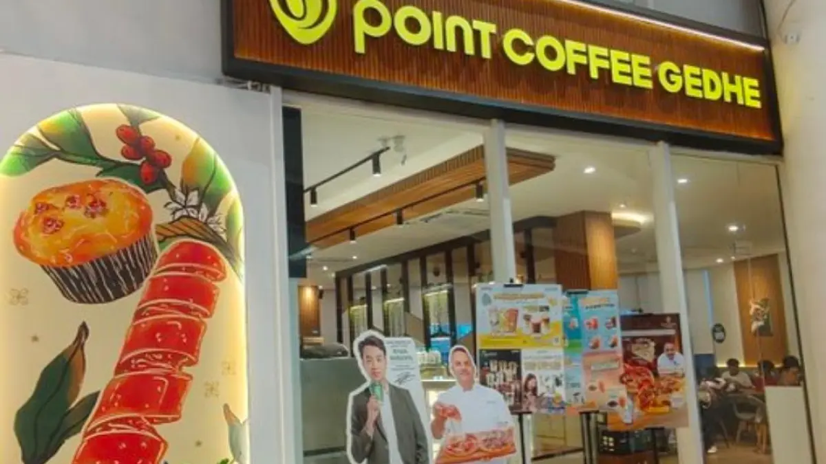 Dibagikan oleh akun X @Widino pada Sabtu (28/3/2026), outlet Point Coffee Gedhe Living World Alam Sutera langsung ramai dikunjungi pengunjung.