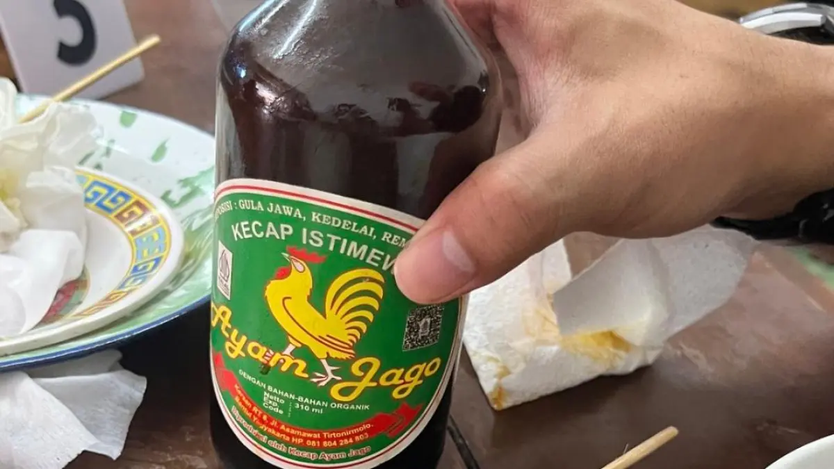 Kecap Ayam Jago Istimewa ada di Soto Pak Marto, Tamansari, Yogyakarta. (X.com @potatovie)