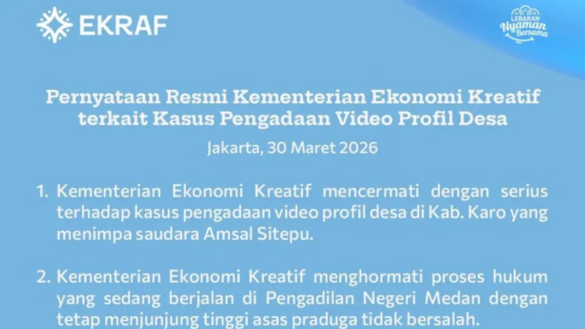 Banyak yang menilai tulisan sulit dibaca karena kurang kontras, sehingga muncul sindiran: "Butuh tenaga kreatif nih" atau "Mata jiwer lihatnya". (@ekraf_ri)