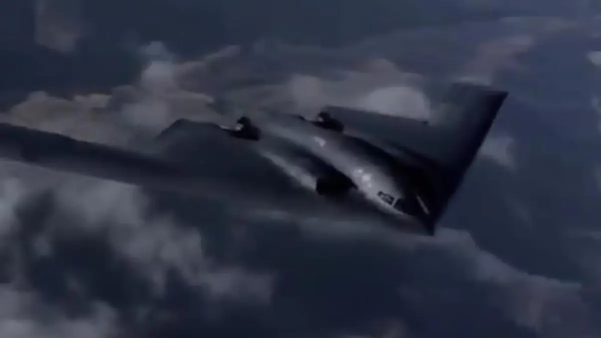 Pesawat pembom siluman B-2 Spirit milik Angkatan Udara AS dirancang untuk misi jarak jauh tanpa bergantung pada pangkalan atau wilayah udara tertentu di Eropa. 