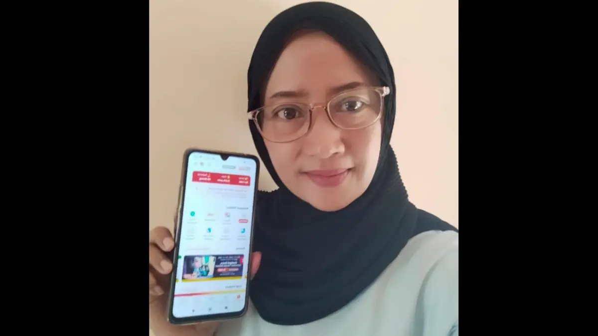 Pemilik Toko Virtual Alfamind, Jannah. (Delima Purnamasari/Radar Jogja)