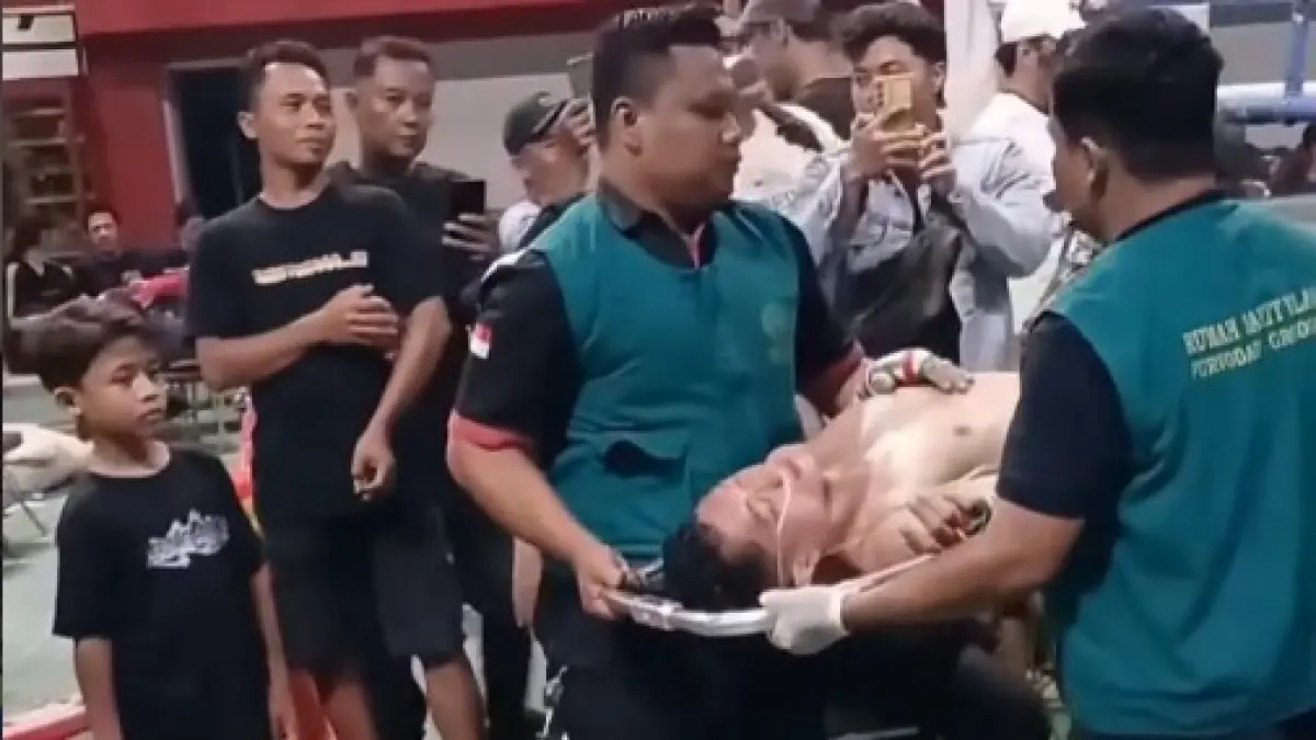 Petarung asal Pati, Ahmad Husein, harus menelan kekalahan pahit dalam laga tinju gaya bebas (Combat Sport) di GOR Simpang Lima Purwodadi, Kabupaten Grobogan, Jawa Tengah, Minggu (5/4/2026). (instagram)