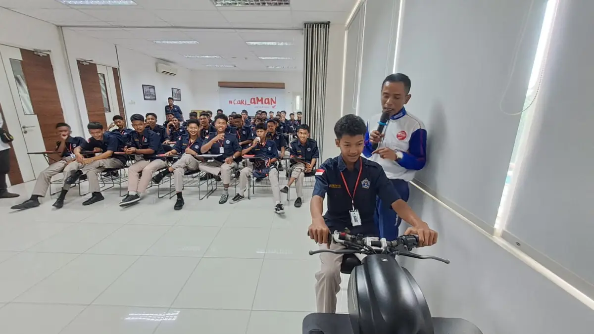 Yogyakarta tidak hanya dikenal sebagai kota pelajar dan destinasi wisata favorit, tetapi kini juga menjadi pusat studi banding keselamatan berkendara bagi generasi muda.
