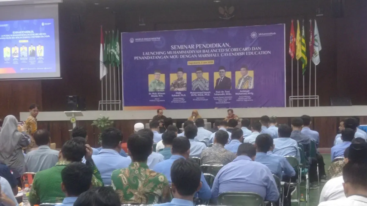 Seminar pendidikan di aula SMA Muhammadiyah 1 Yogyakarta 