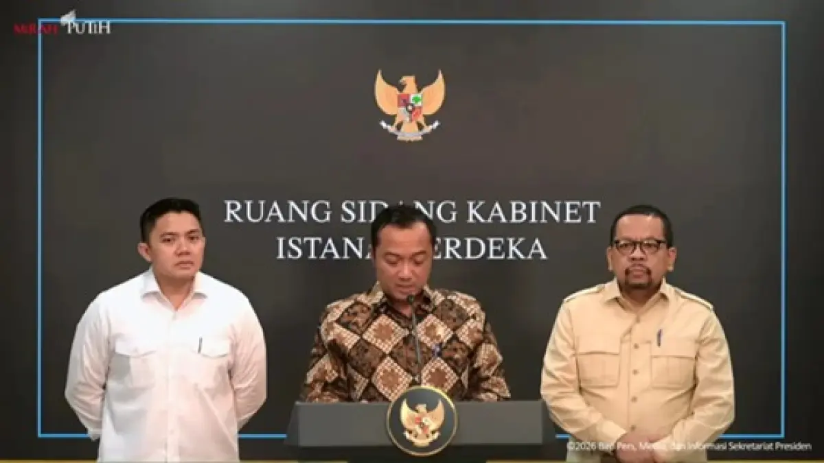 Keterangan Pers Mensesneg dalam putusan pelepasan jabatan pimpinan BGN, Selasa (2/6/2026) (Foto: Youtube/Sekretariat Negara)