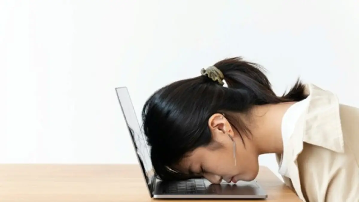 Pencegahan burnout pada mahasiswa semester akhir (Sumber: Magnific)
