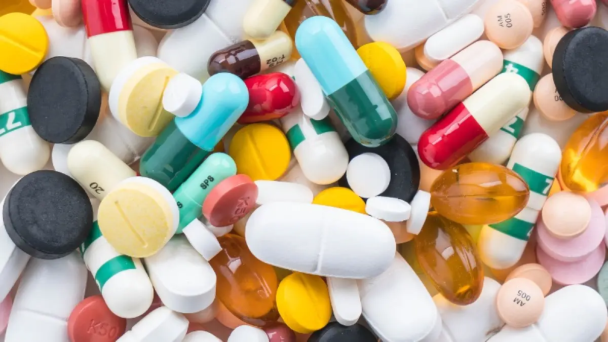 Ilustrasi obat-obatan yang mengalami kenaikan harga. (Foto: Magnific)