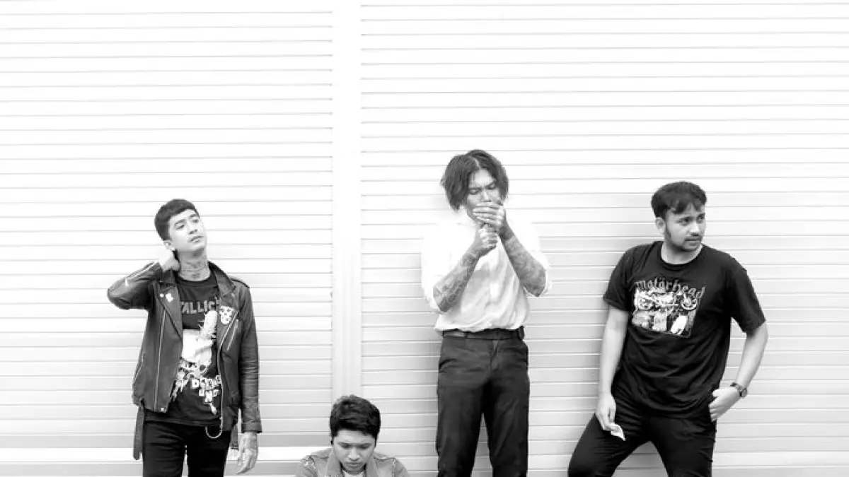 band GHO$$