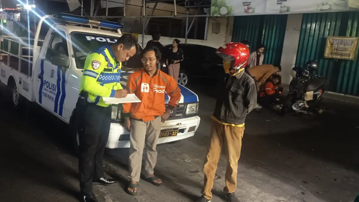 Penanganan laka lantas di Kapanewon Ngaglik Sleman. (Dokumentasi Polresta Sleman)