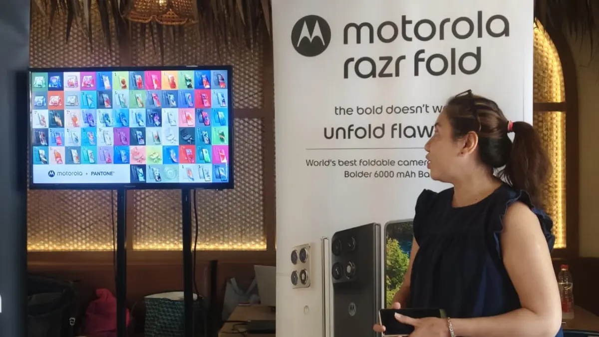 Motorola Razr Fold. Smartphone lipat 