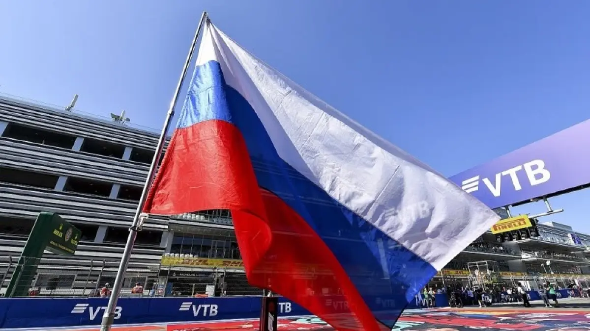  Federasi otomotif dunia (FIA) resmi mengubah kebijakan terkait keikutsertaan peserta asal Rusia dan Belarus dalam kompetisi motorsport internasional.