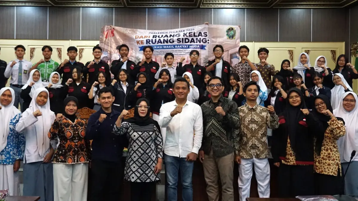 AKTIF: Wakil Ketua Komisi A DPRD Kota Jogja Indaruwanto Eko Cahyono saat menjadi narasumber program Parlemen Pelajar yang diselenggarakan di Kantor DPRD Kota Jogja, Selasa (18/8/2026) - FOTO// DOKUMENTASI HUMAS PEMKOT JOGJA&nbsp;