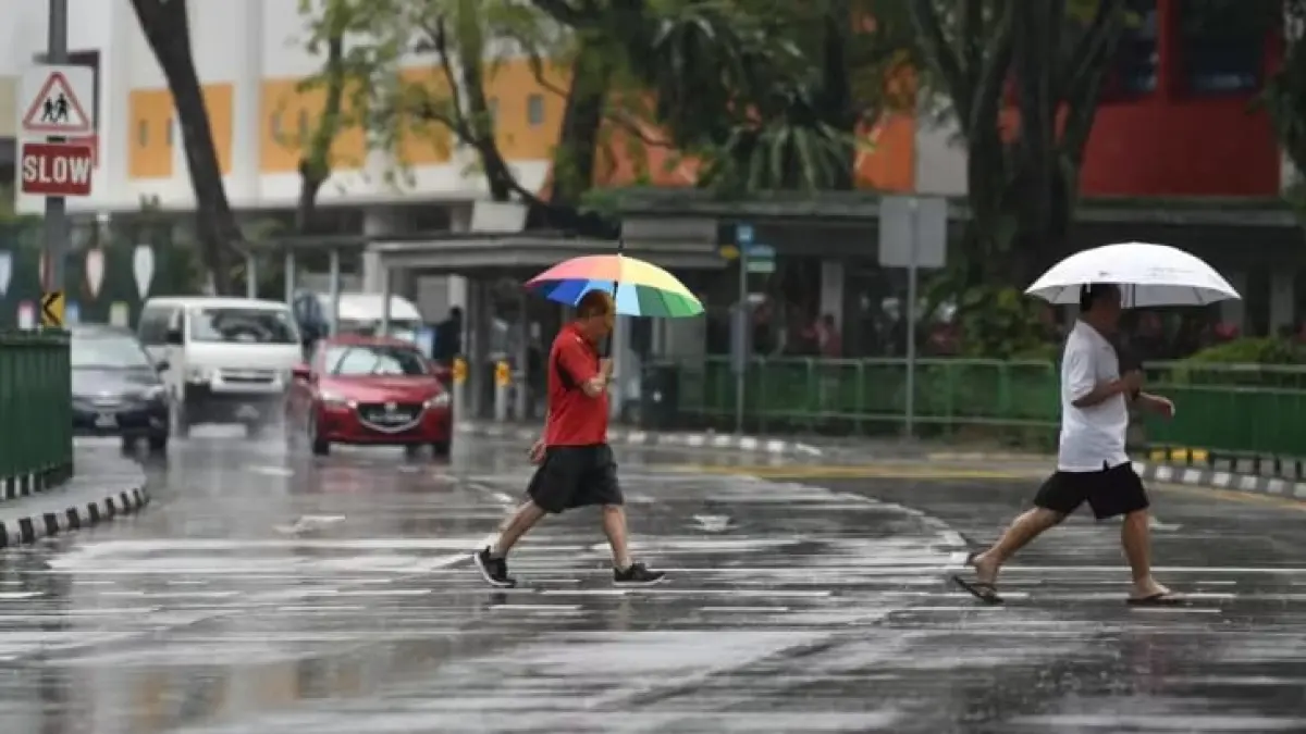Warga Singapura diimbau untuk waspada risiko banjir bandang. (foto: berbagai sumber)