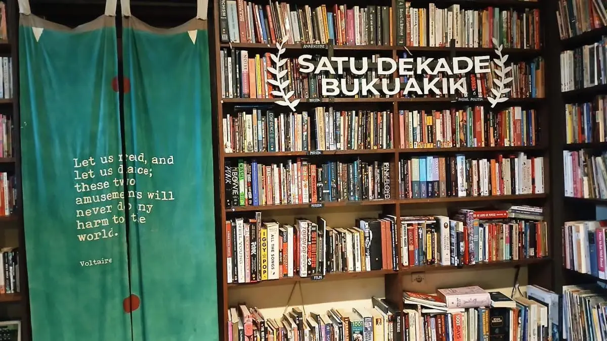 buku akik