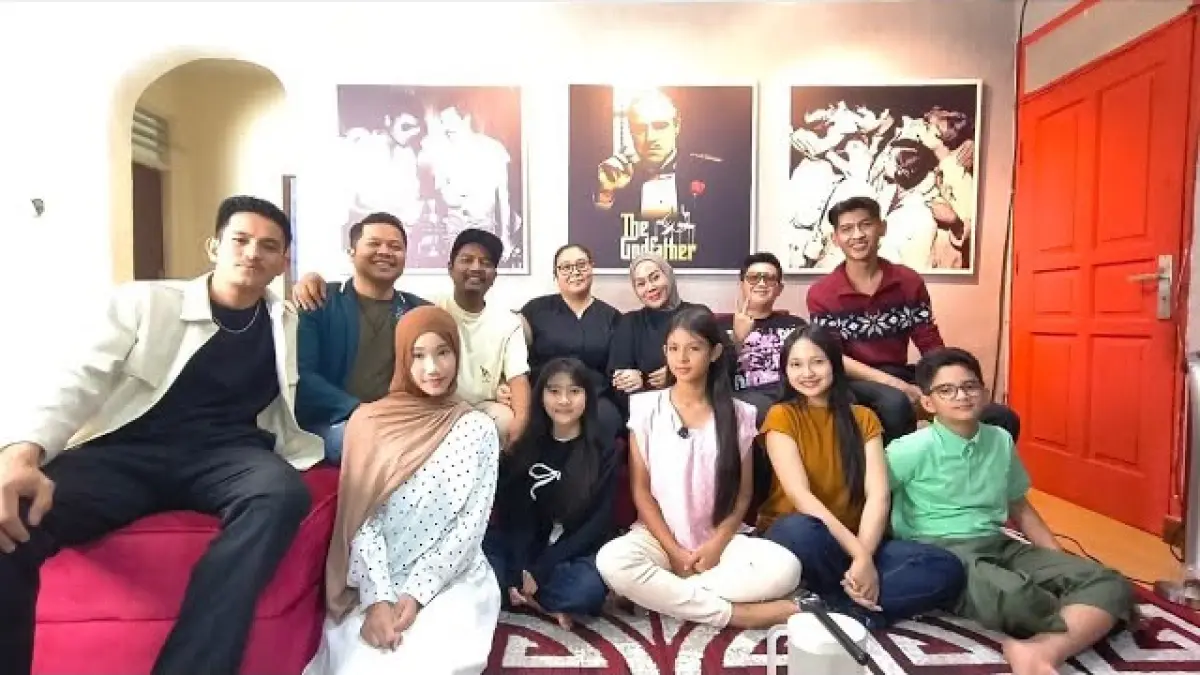 sumber youtube : @GosipCeria