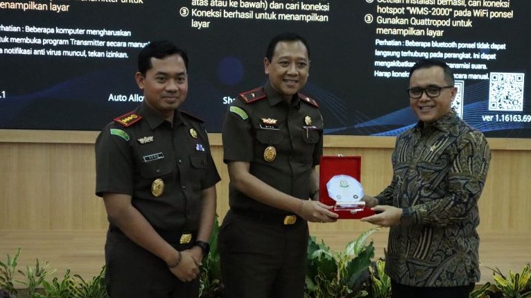 JADI TIPE A: MenPAN RB Abdullah Azwar Anas mengujungi Kejari Badung serangkaian monitoring kenaikan kelas jadi Tipe A.