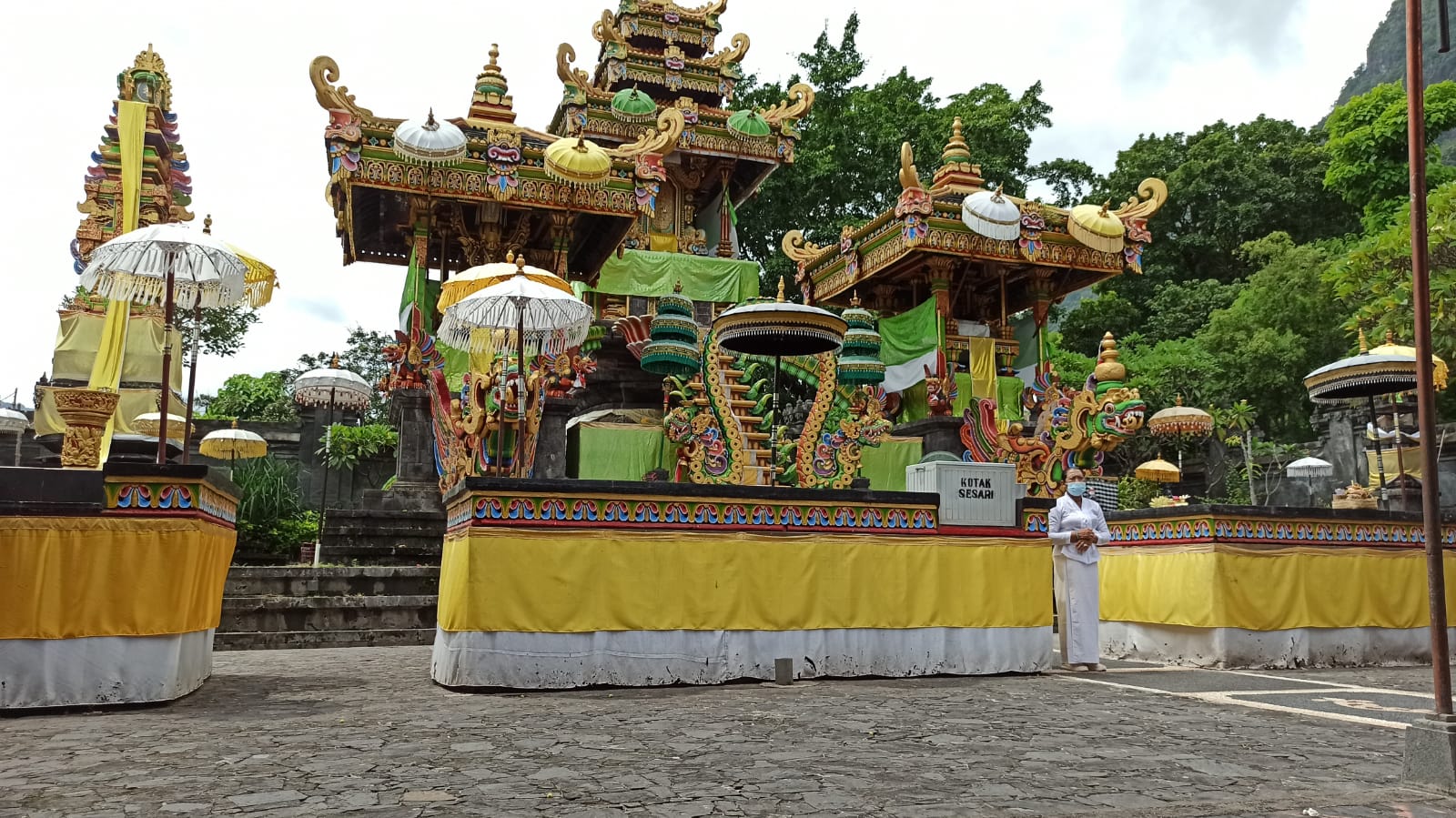 Pura Melanting di Desa Banyupoh, Kecamatan Gerokgak Buleleng stana Dewi Melanting